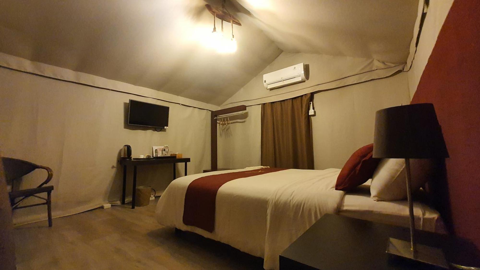 "D'Bamboo Kamp" Desa Wisata Ekang Lagoi Exterior foto